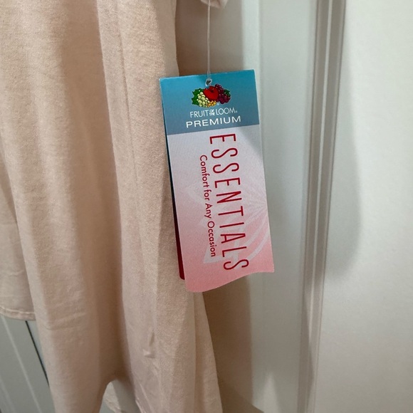 Fruit of the Loom Soft Pink V-Neck Tee - Picture 4 of 4